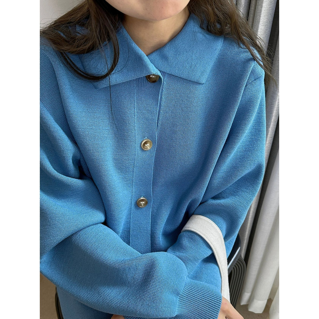 Ladies Lightweight Oversized Knit Cardigan with Shirt Collar and Pearl Buttons Amarae