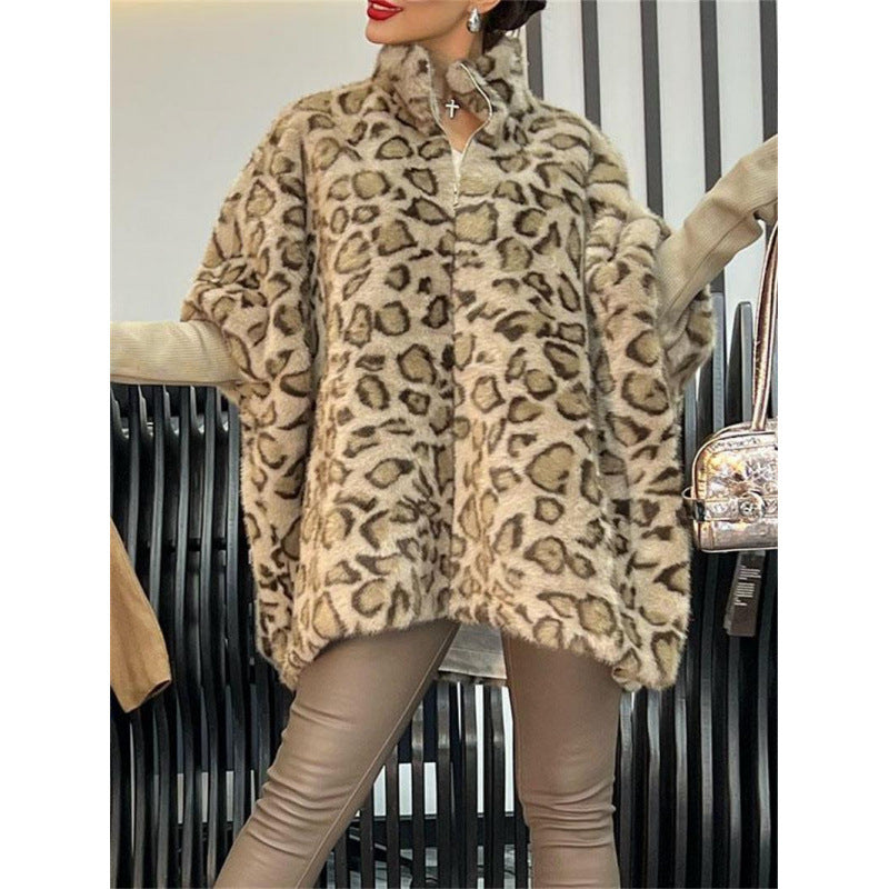 Ladies Elegant Plush Jacket with Leopard Pattern and Chic High Collar
