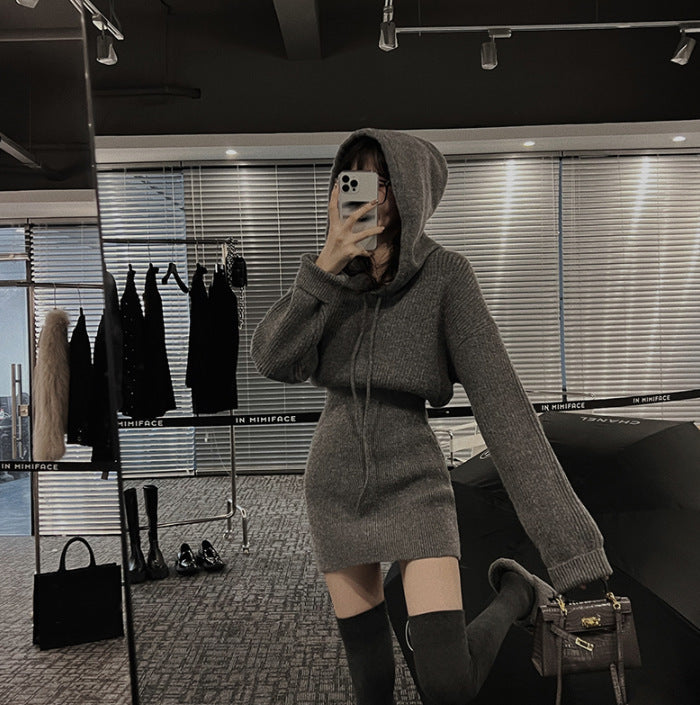 Robe à capuche pour femmes avec une coupe décontractée et des poches pratiques