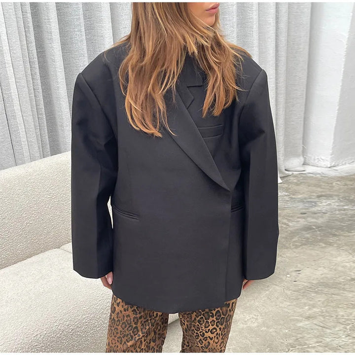 Lune London | Oversized blazer for women with contemporary design