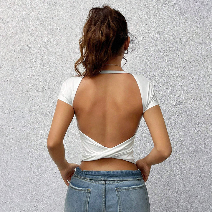 T-shirt basique à manches courtes pour femmes avec une coupe ajustée Chic & Stil