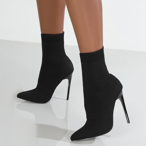 Ladies Heels with fitted knit sole design Amarae