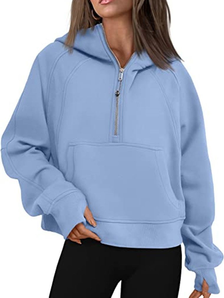 Ladies Oversized Hoodie with practical kangaroo pocket and zipper Lune London
