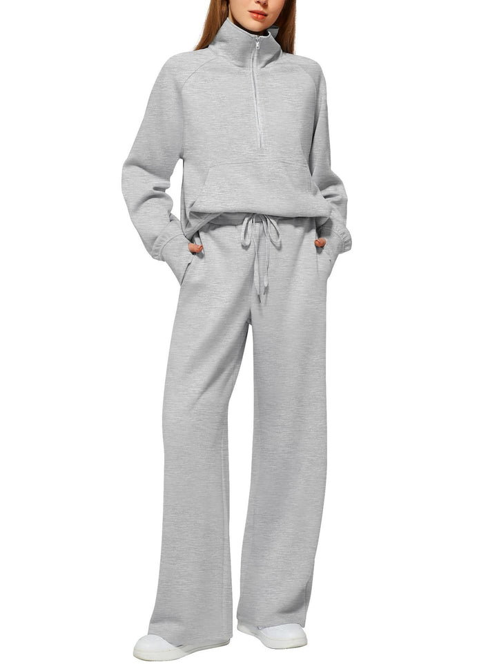 Women's sporty fleece jumpsuit set with high collar and side pockets Lune London