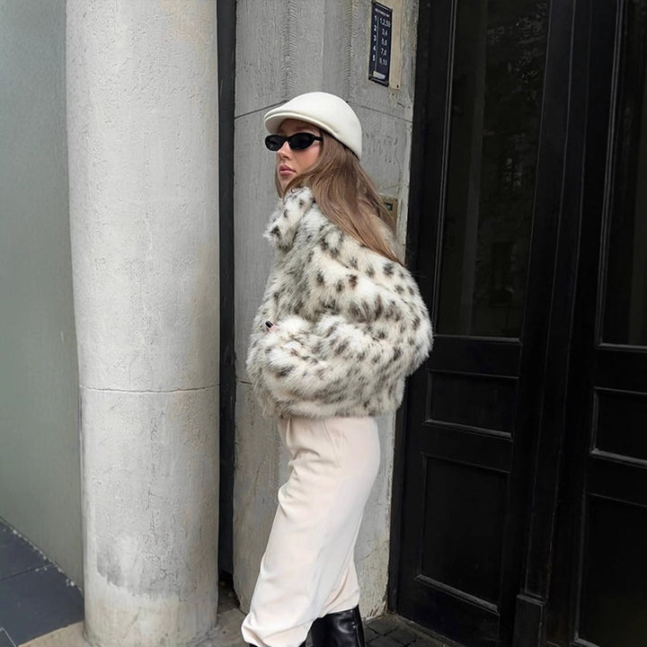 Women’s Short Bomber Jacket made of Faux Fur with Dalmatian Pattern and Stand-Up Collar Amarae