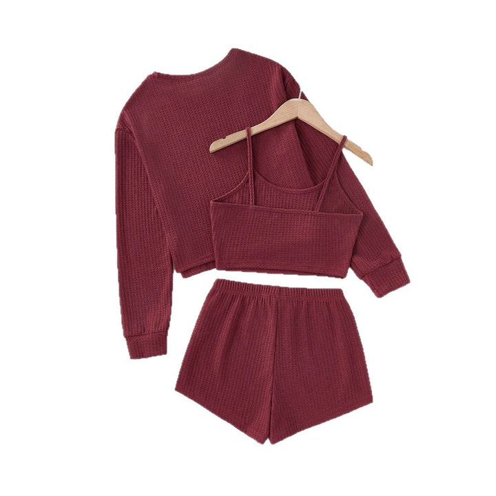 Casual women's pajama set with short top and shorts Lune London