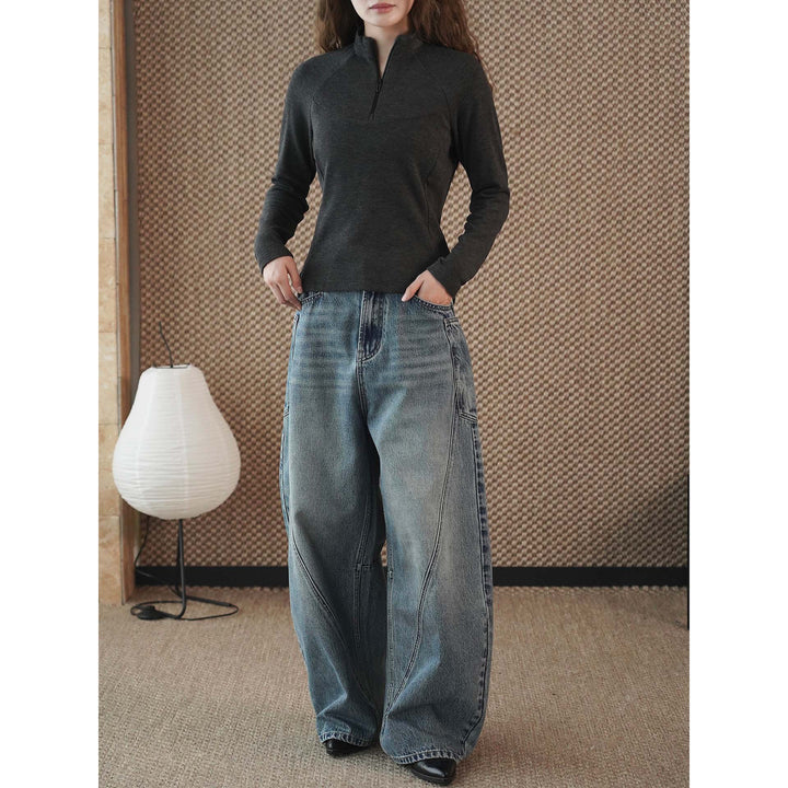 Women's Long Sleeve Thermal Shirt with Short Zipper and Fitted Silhouette Amarae