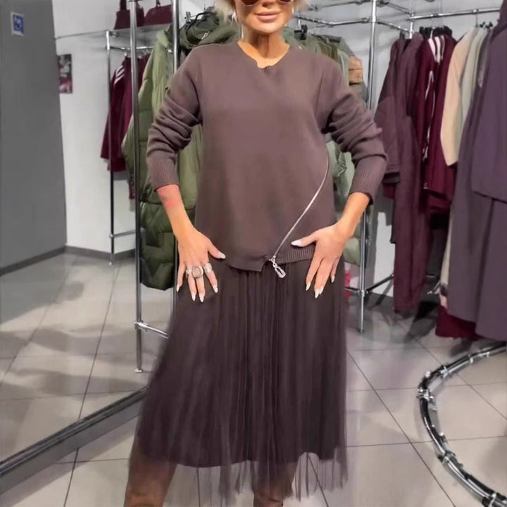Women's trendy, asymmetrical sweater with draping Chic & Stil