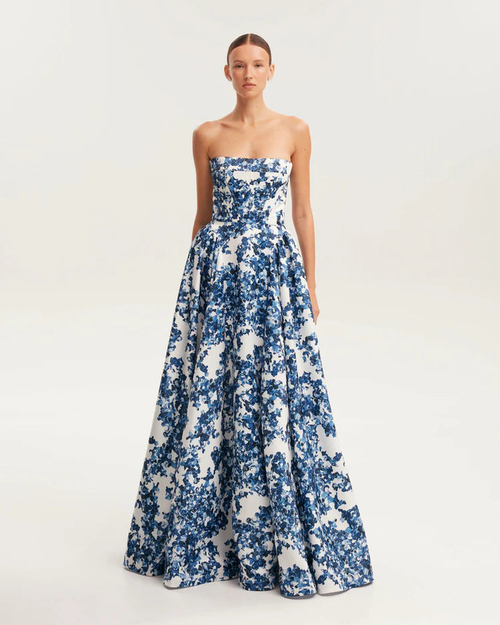 Women Elegant Floral Pattern Maxi Dress with Off-Shoulder Design Lune London