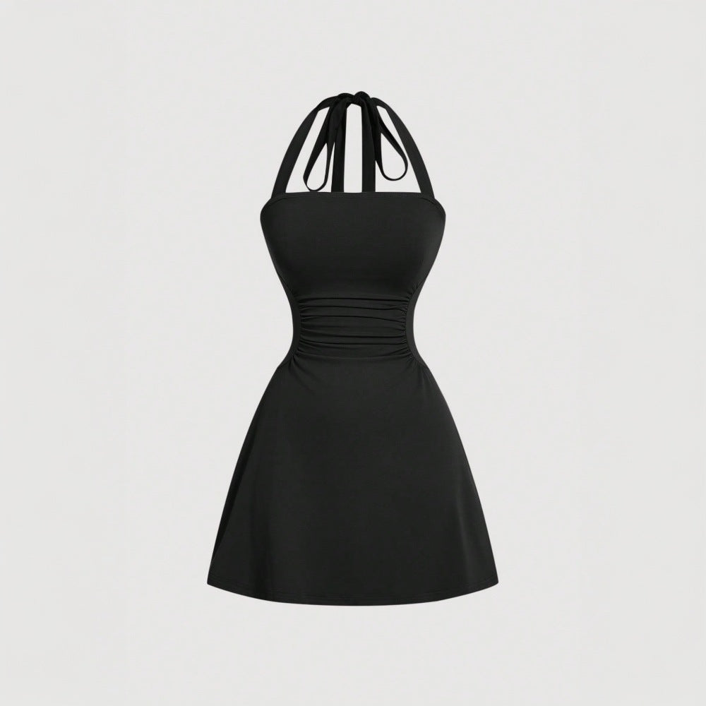 Robe halter pour femmes avec drapé flatteur pour la silhouette et design de laçage arrière élégant Chic & Stil