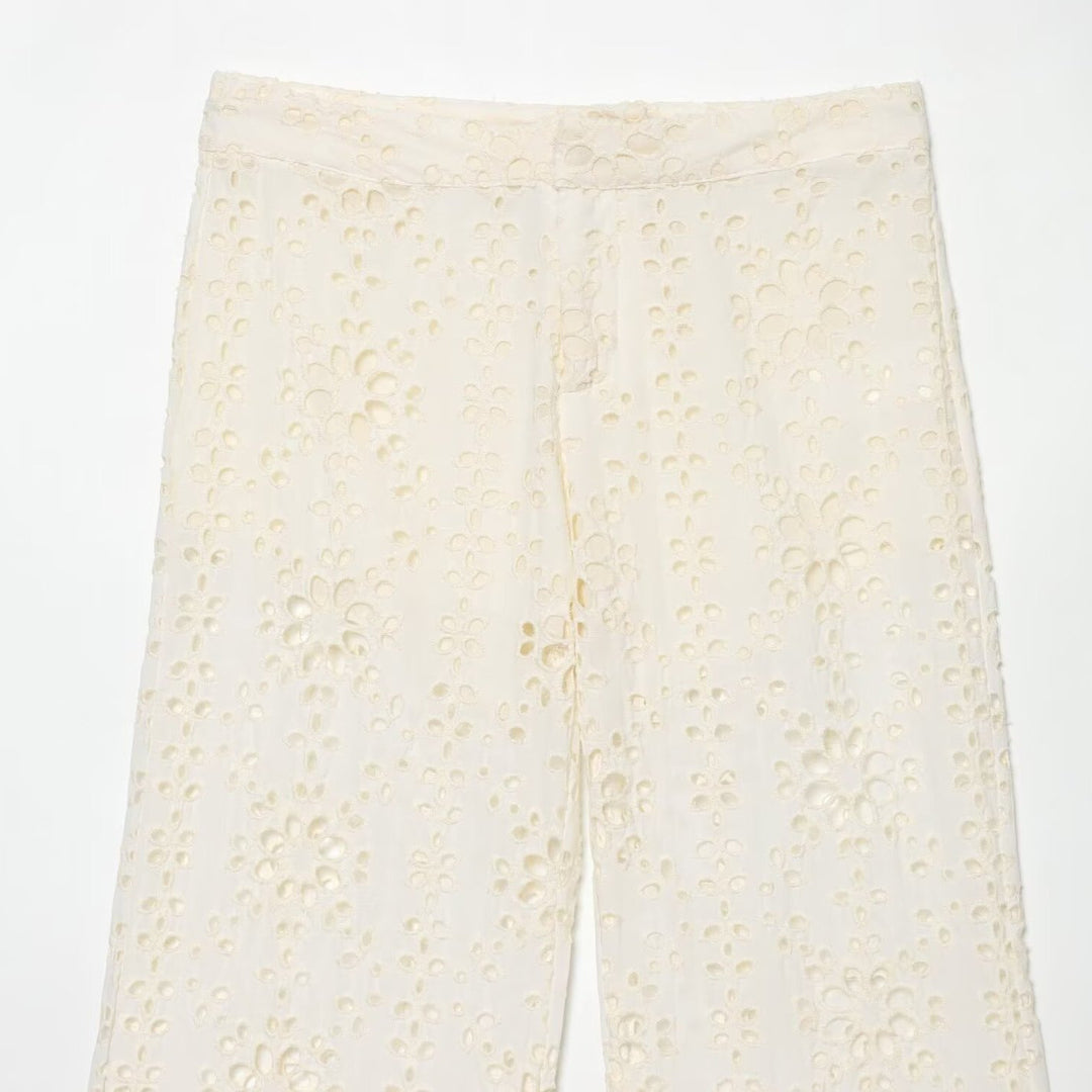 Women's Wide Broderie-Anglaise Flared Trousers with High Waist and Flared Leg Amarae