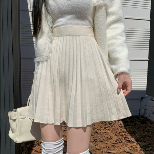 Pleated skirt for women in soft knit material with elastic waistband Amarae