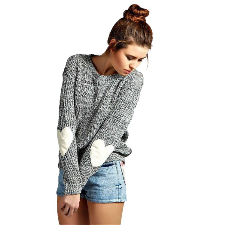 Ladies cozy sweater with heart-shaped details Lune London