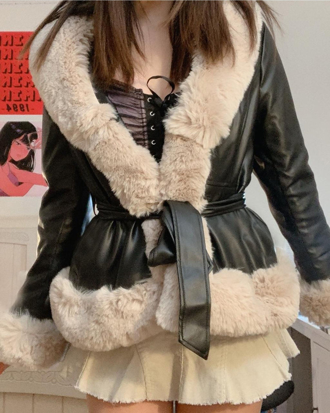 Amarae | Fur Collar Lacing At The Waist Stitched Pu Leather Jacket