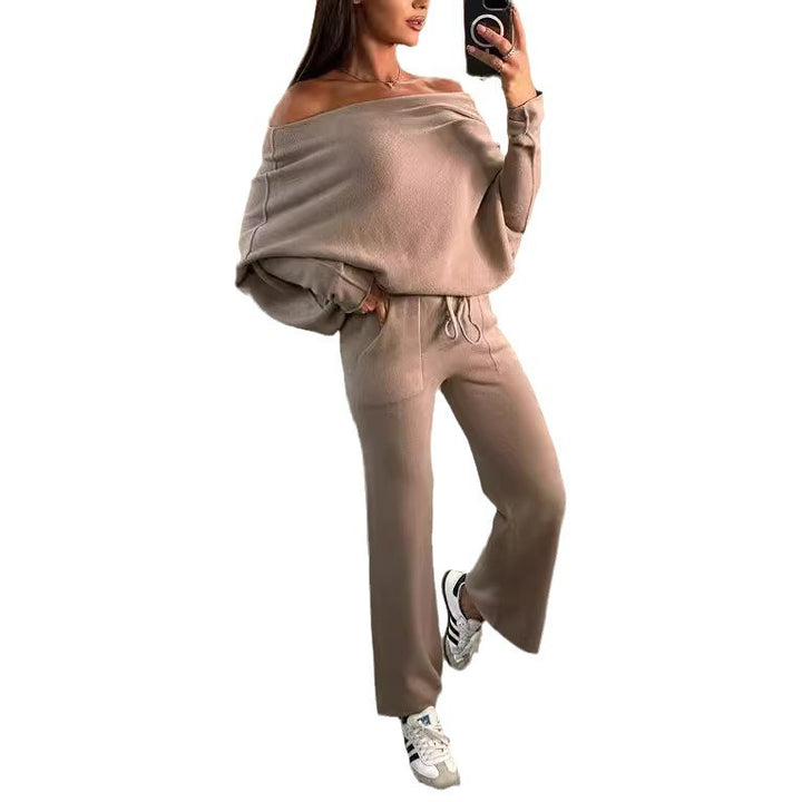 Ladies casual and elegant knitted set with a loose fit Lune London