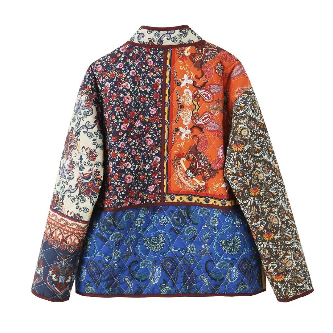Lady quilted patchwork jacket with practical pockets and colorful pattern Lune London