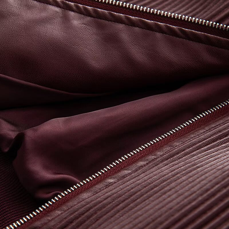 Ladies quilted transition jacket with ribbed structure and practical zippered pockets Lune London