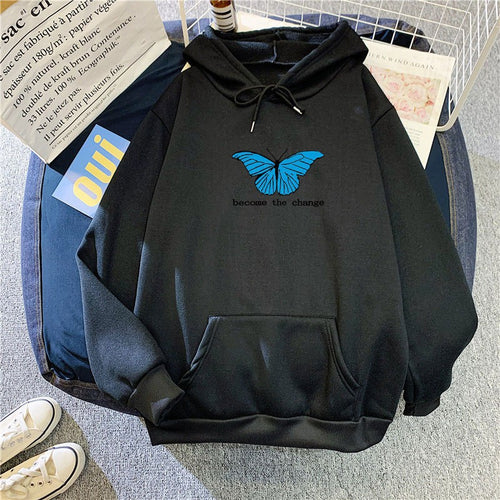 Women's hoodie with short cut and unique butterfly motif Chic & Stil