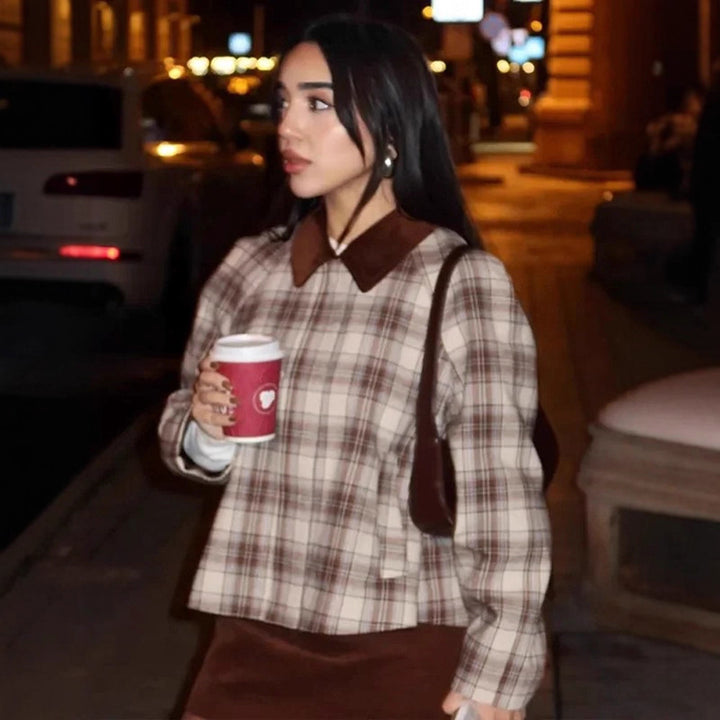 Women's boxy checkered transitional blouse with contrasting shirt collar Amarae