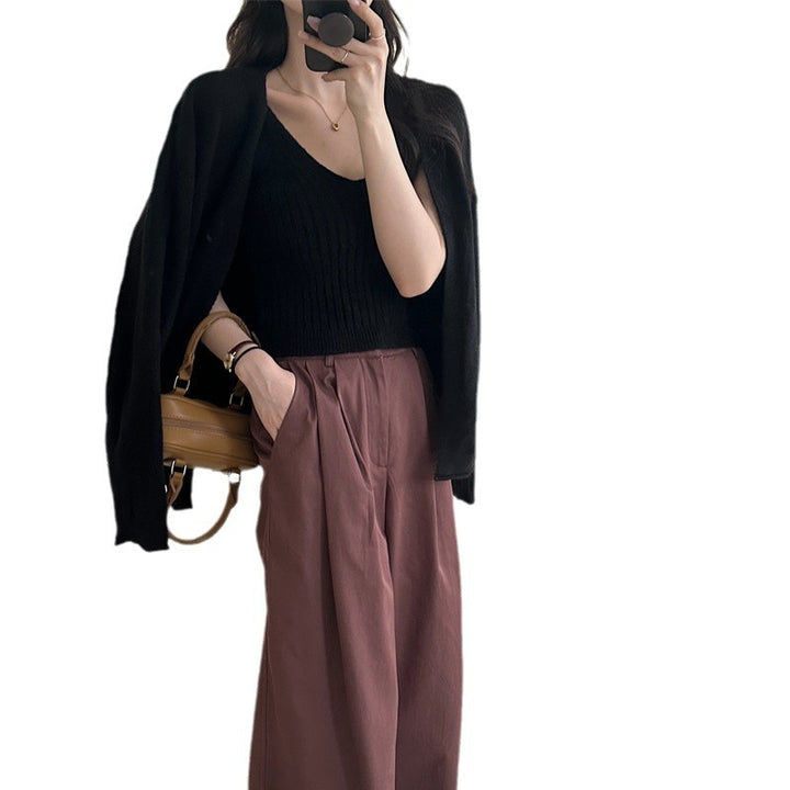 Cardigan pour femmes avec une coupe décontractée et un matériau doux Chic & Stil