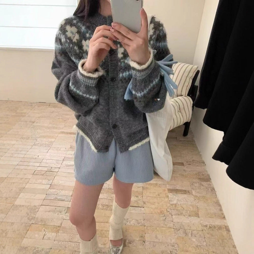 Cardigan pour femmes à motifs avec accents colorés Chic & Stil