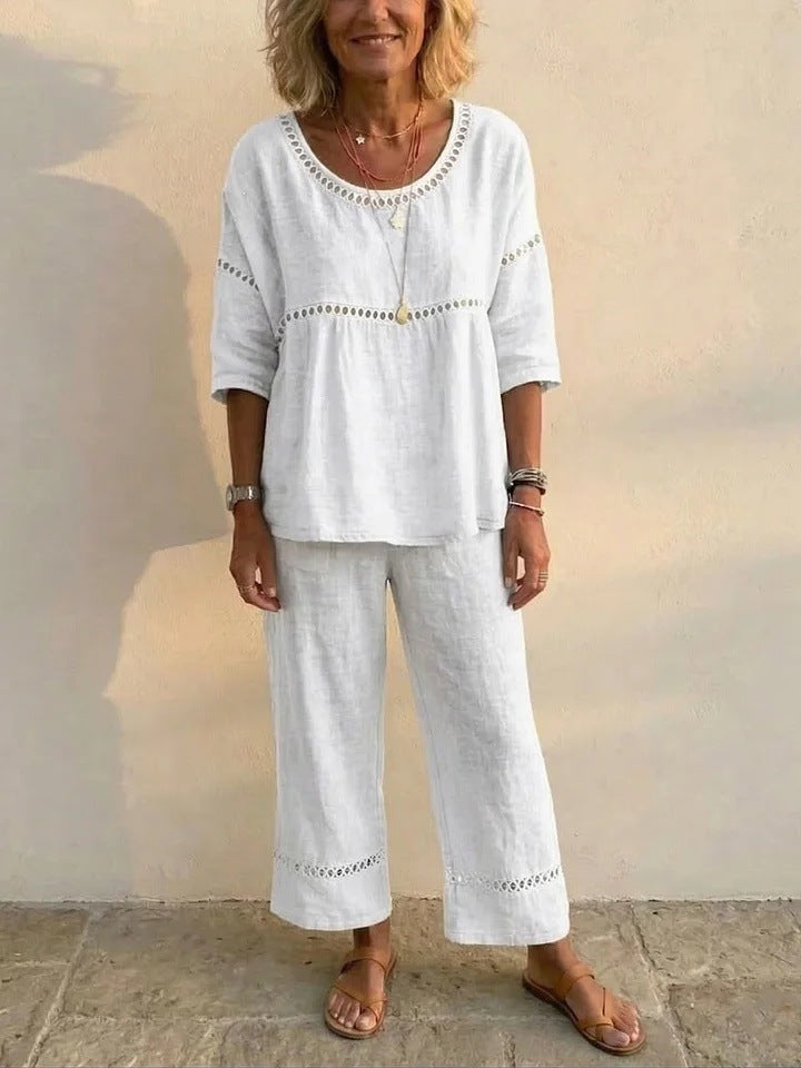 Women's Complete Linen Loungewear Suit with Airy Fit and Lace Accents Chic & Stil