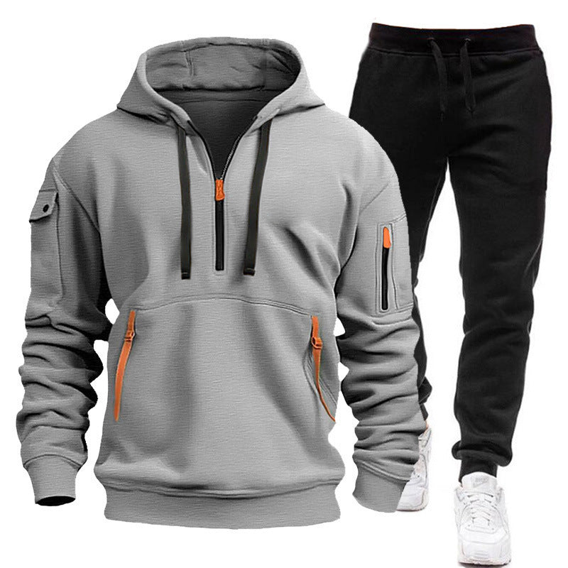 Sporty hoodie for men with zip and practical pockets Lune London