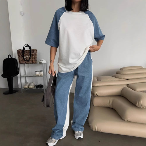 Casual tracksuit set for women with oversized top and wide leg Amarae