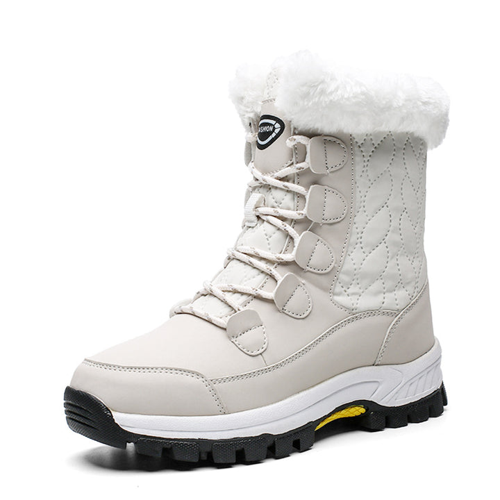 Women's winter boots with insulated lining and non-slip sole Lune London