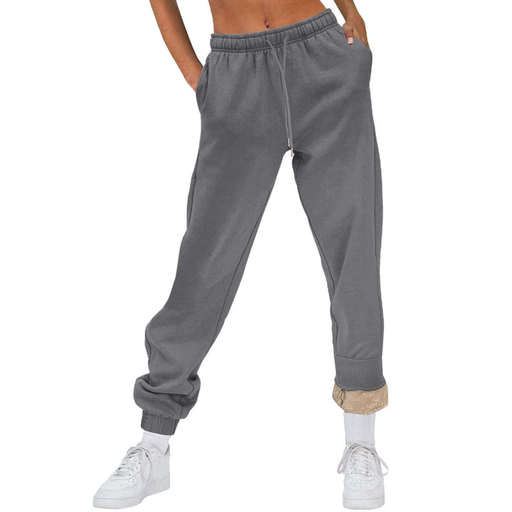 Sporty jogger pants for women with soft inner lining and elastic waistband Lune London
