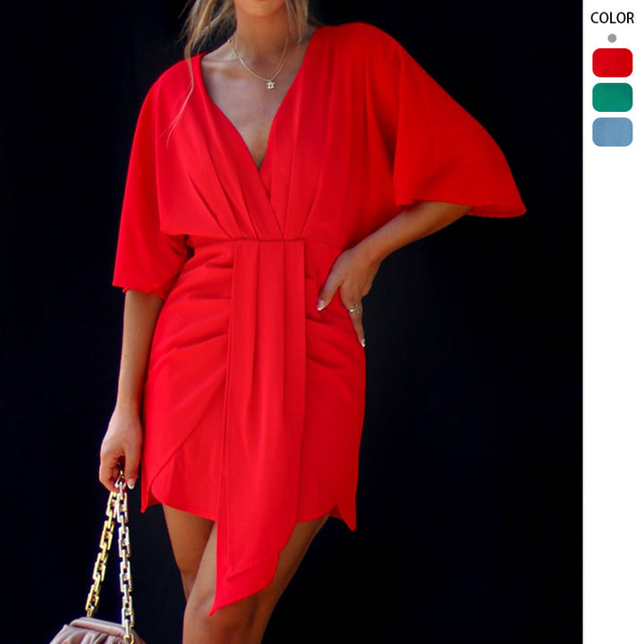 Elegant wrap dress for women with deep V-neckline and flowy fabric Chic & Stil