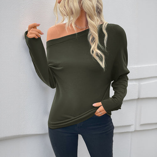 Chemise pour femmes à manches longues surdimensionnée avec encolure asymétrique et détails de boutons fins Chic & Stil