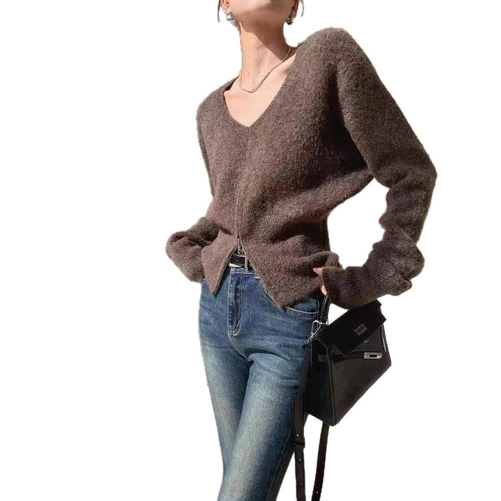 Cardigan en tricot à la mode pour femmes avec col en V et zips pratiques Chic & Stil