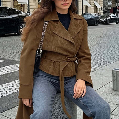 Veste en suédine pour femmes avec ceinture et confort luxueux Chic & Stil