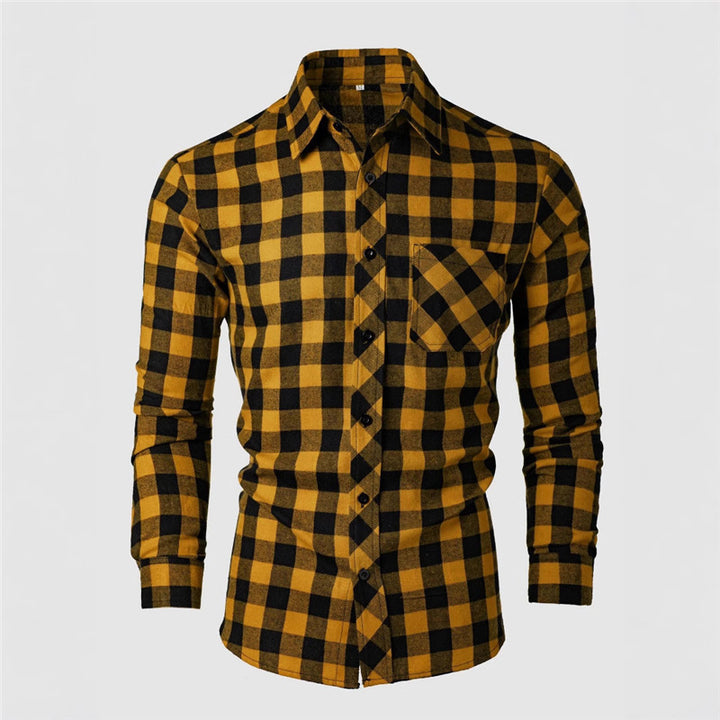 Men's flannel shirt with a classic check pattern and a chest pocket Amarae
