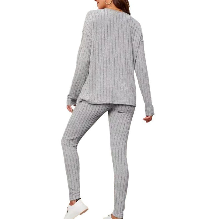 Ladies Long Sleeve Knit Sweater with Ribbed Structure Lune London
