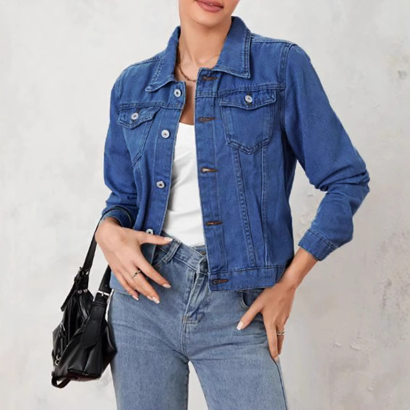 Veste en jean pour femmes au design classique et moderne avec silhouette cintrée Chic & Stil