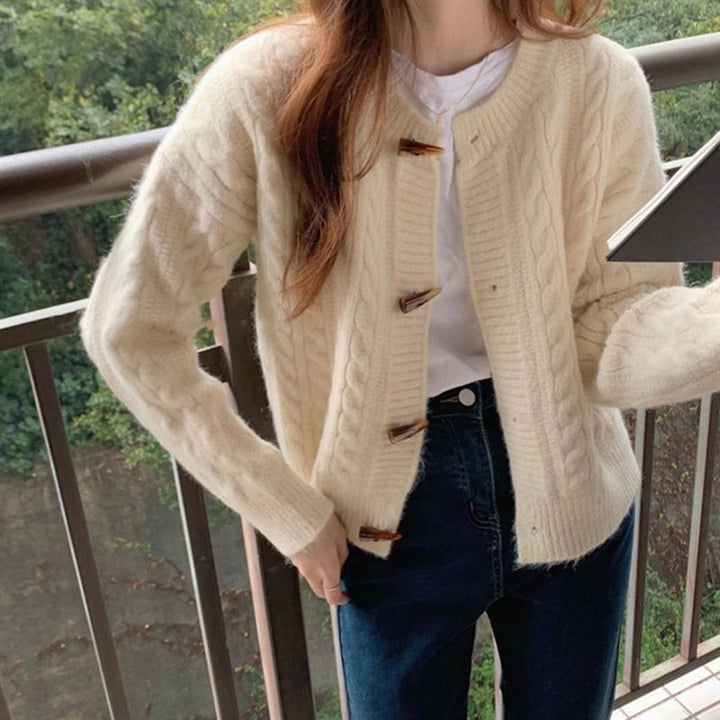Ladies cozy knit cardigan Lune London