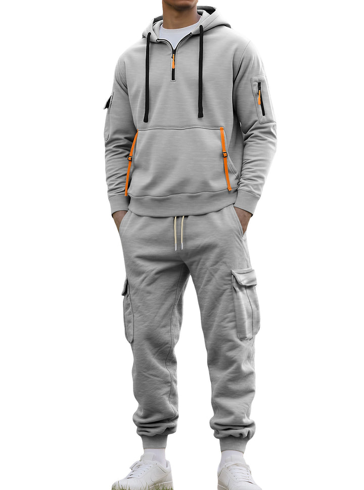 Functional sports set for men with hood and practical pockets Lune London