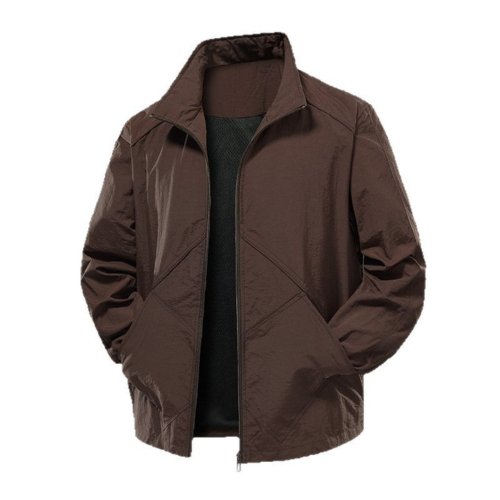 Men's Lightweight Technical Windbreaker with Mesh Lining and Stand-Up Collar Amarae