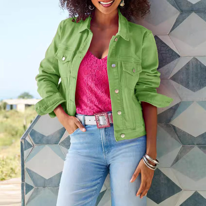 Veste en jean de moto pour femmes au design moderne avec poches pratiques Chic & Stil