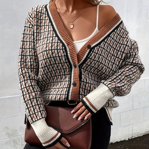 Fashionable ladies cardigan with V-neck and structured knit pattern Amarae
