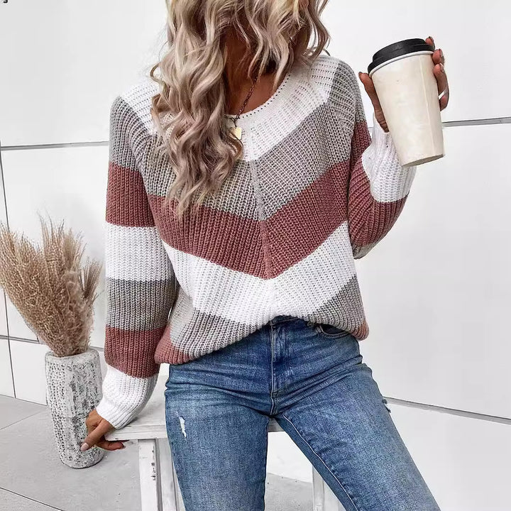 Casual knit sweater for women with herringbone pattern Lune London