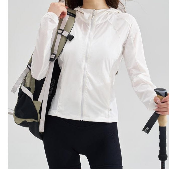 Women's Lightweight Hooded Wind Jacket with Zipper and Adjustable Hem Amarae