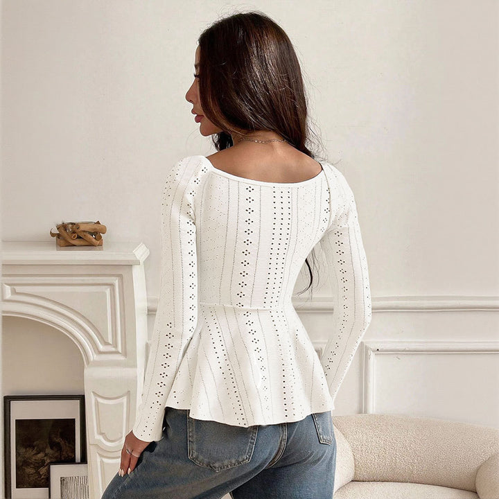 Blouse for women with ruffled details and a chic lace design Chic & Stil