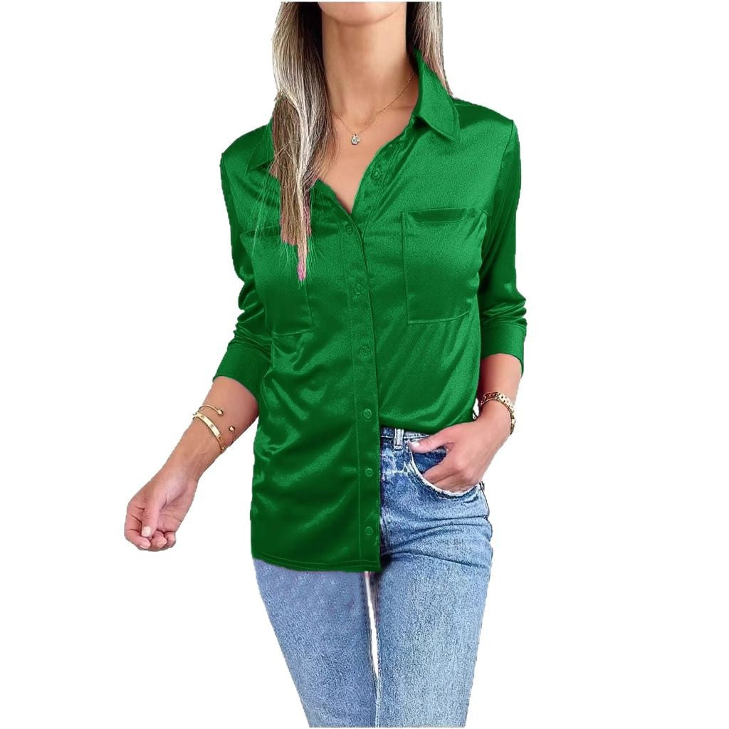 Blouse en satin élégante pour femme avec détails de boutons classiques et poche poitrine Chic & Stil