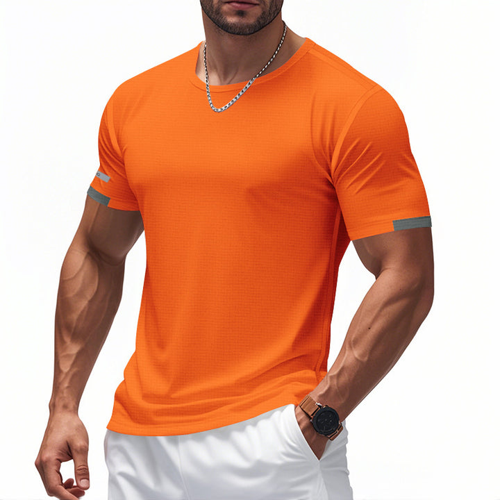 Functional t-shirt for men with breathable design and reflective details Lune London