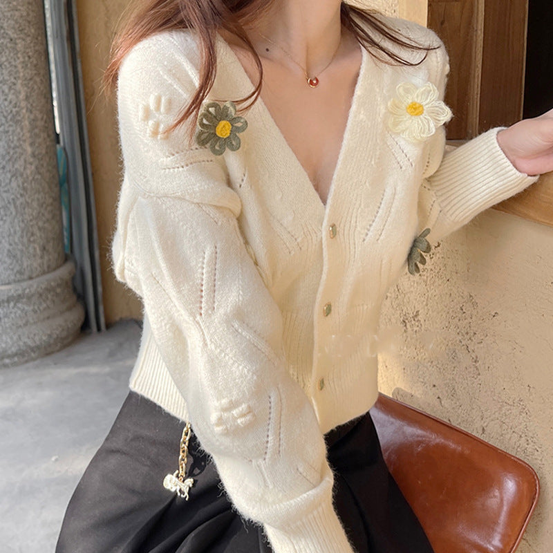 Cardigan pour femmes avec design floral et coupe décontractée Chic & Stil