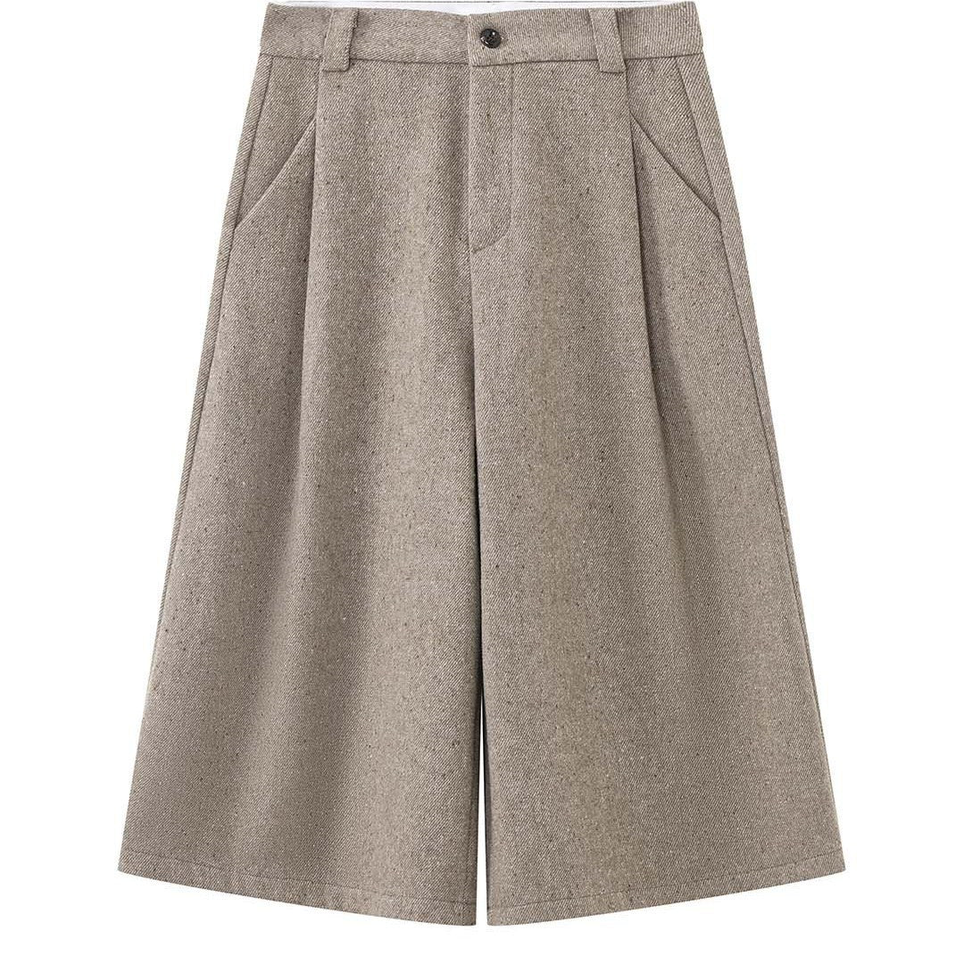 Women High-Waisted Culotte Pants made of Wool Blend with Pleat Amarae