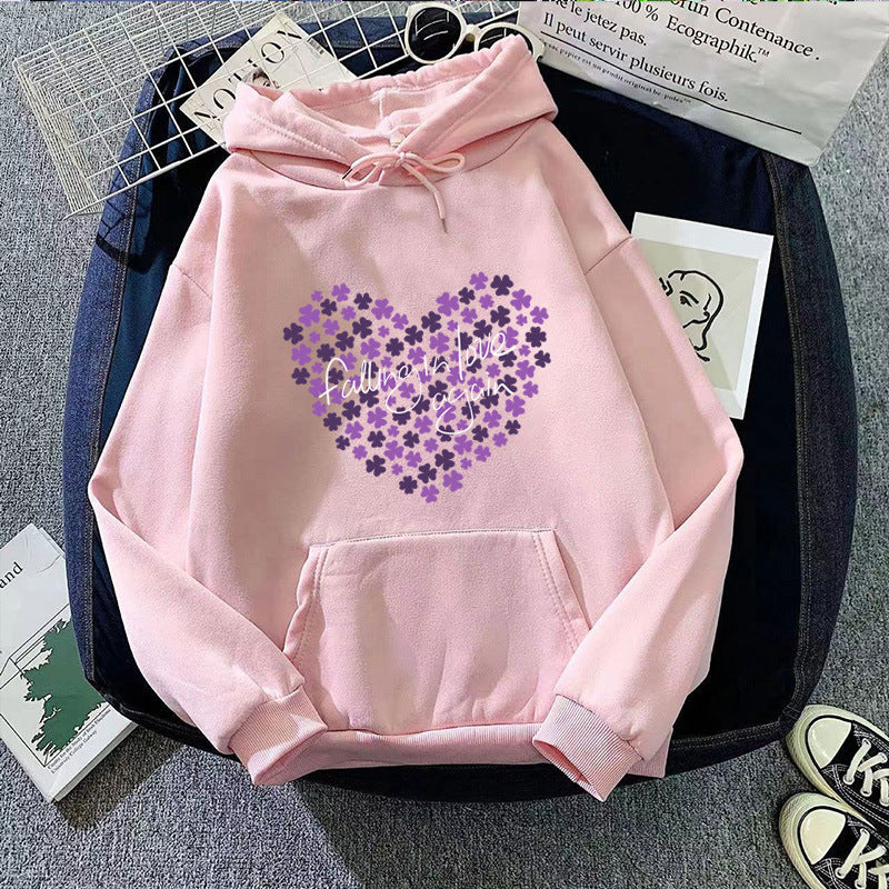 Women's hoodie with floral heart design Chic & Stil